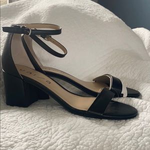 Unisa Black Strappy Chunk Heels Size 10